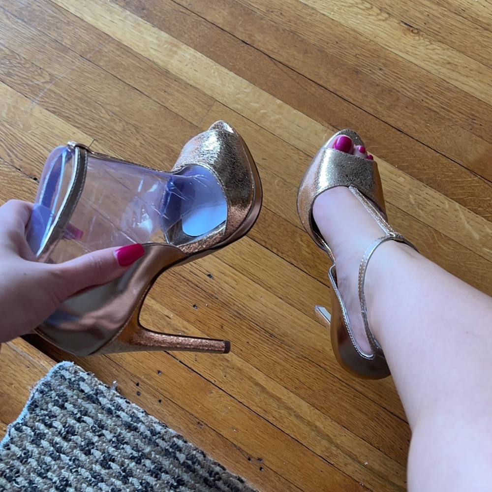 Rose gold shiny heels
